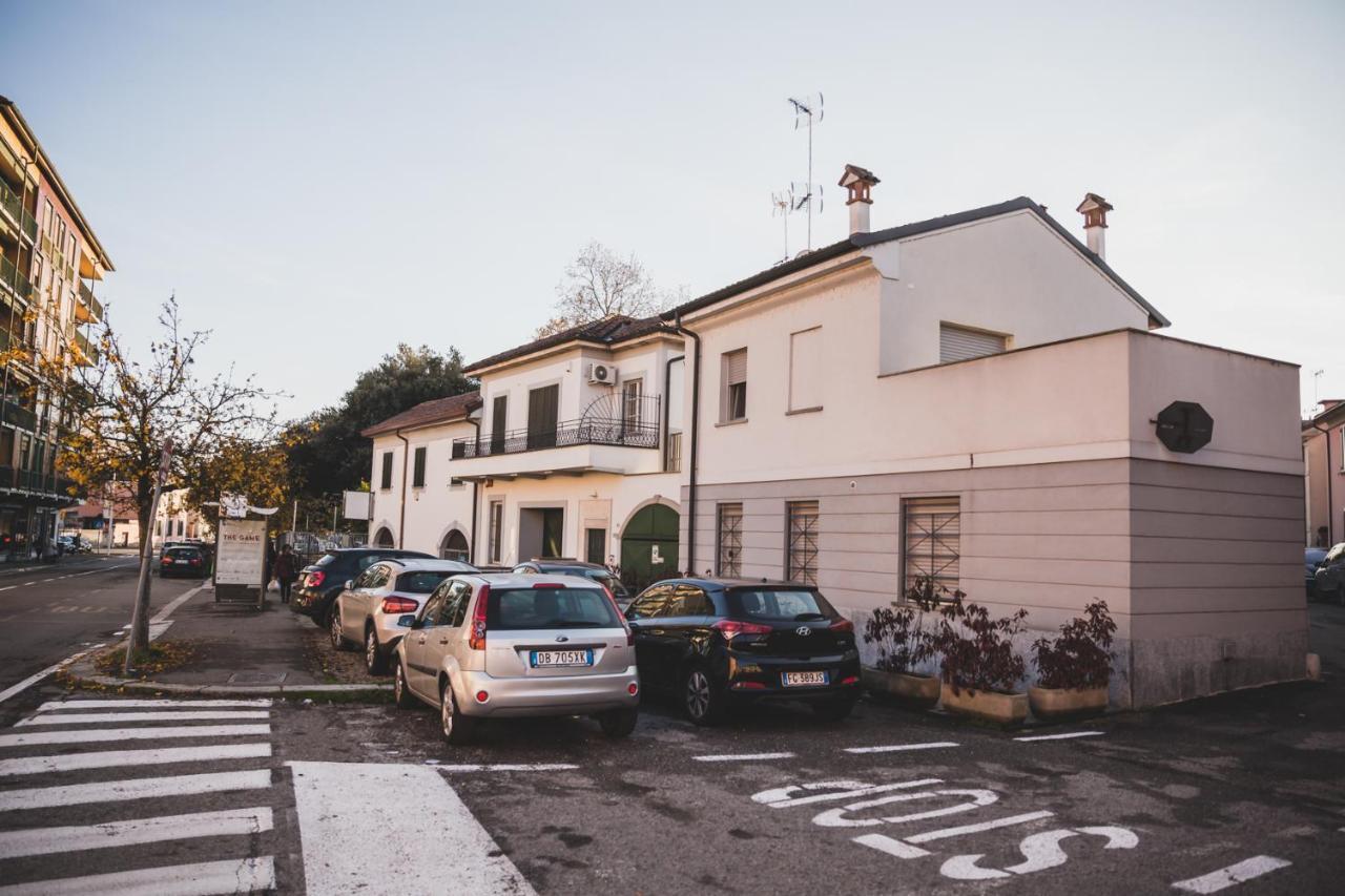 Grey House Pavia Con Box Privato Apartment Екстериор снимка