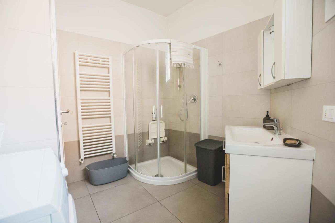 Grey House Pavia Con Box Privato Apartment Екстериор снимка