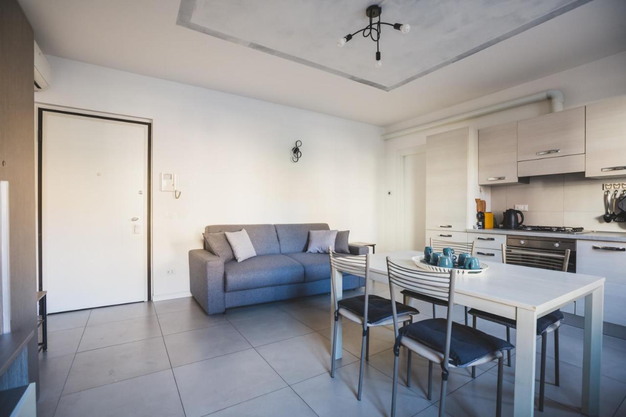 Grey House Pavia Con Box Privato Apartment Екстериор снимка